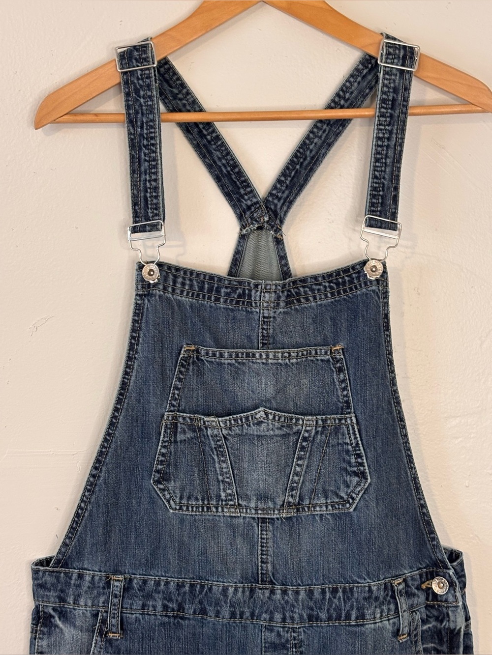 Designed by Special A in Los Angeles Distressed Denim Bib Overalls Size Large - Picture 2 of 15